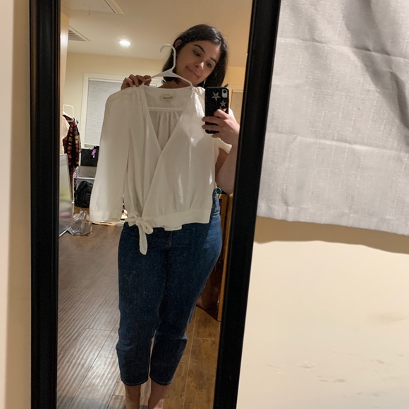 Madewell Wrap Top in Eyelet White - Picture 5 of 9